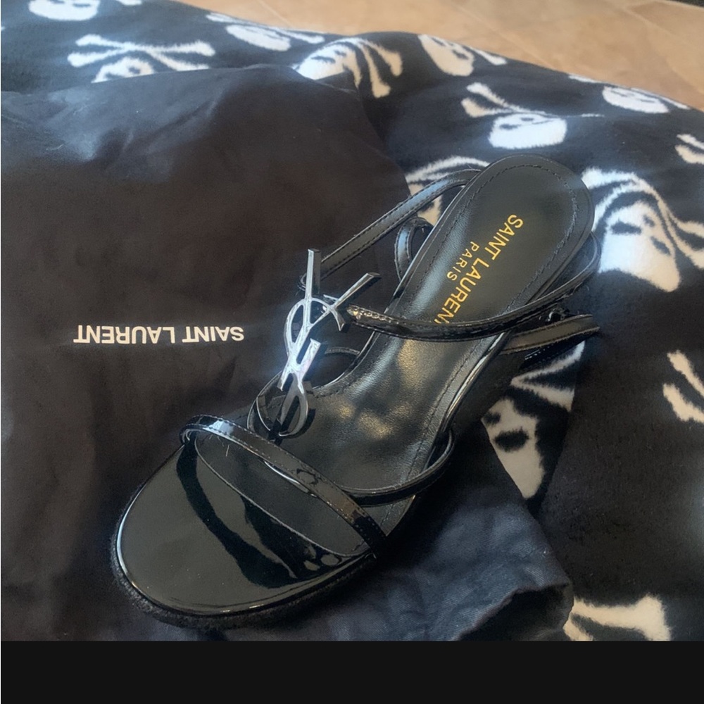 Ysl black wedges never worn size 8